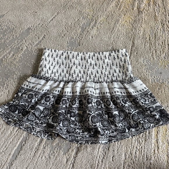 Express skorts pull on elastic waist black floral Aztec print pleated mini XS - Picture 4 of 10